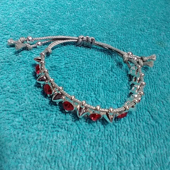 Elegant Silver and Red Adjustable Cord Spike Bracelet - Picture 1 of 4